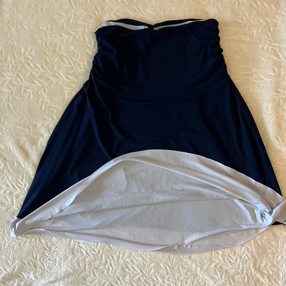 Reversible Navy and White skirt size small (vintage)